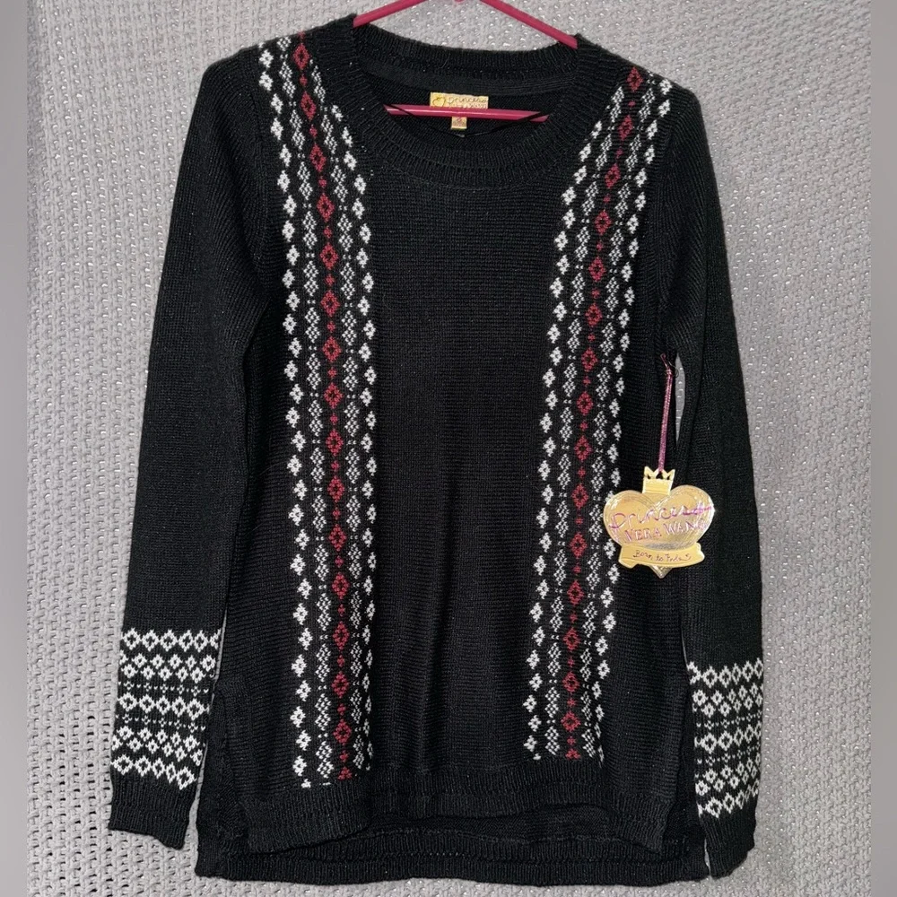 NWT Vera Wang Princess Sweater Black with Fair Isle Design in White/Burgundy red